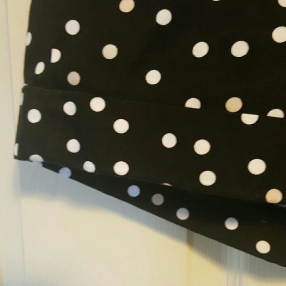 WHBM Black Polka Dot Shorts 6 - Picture 3 of 5